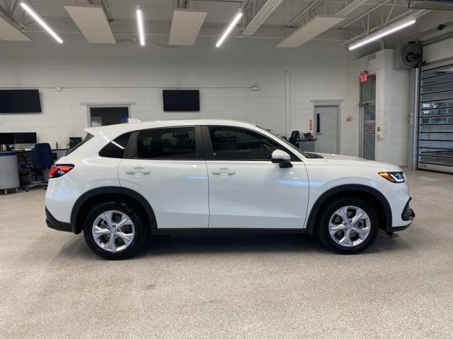 2023 Honda HR-V LX photo 3