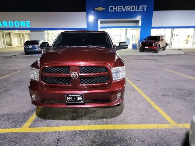 2016 Ram 1500 Express photo 2
