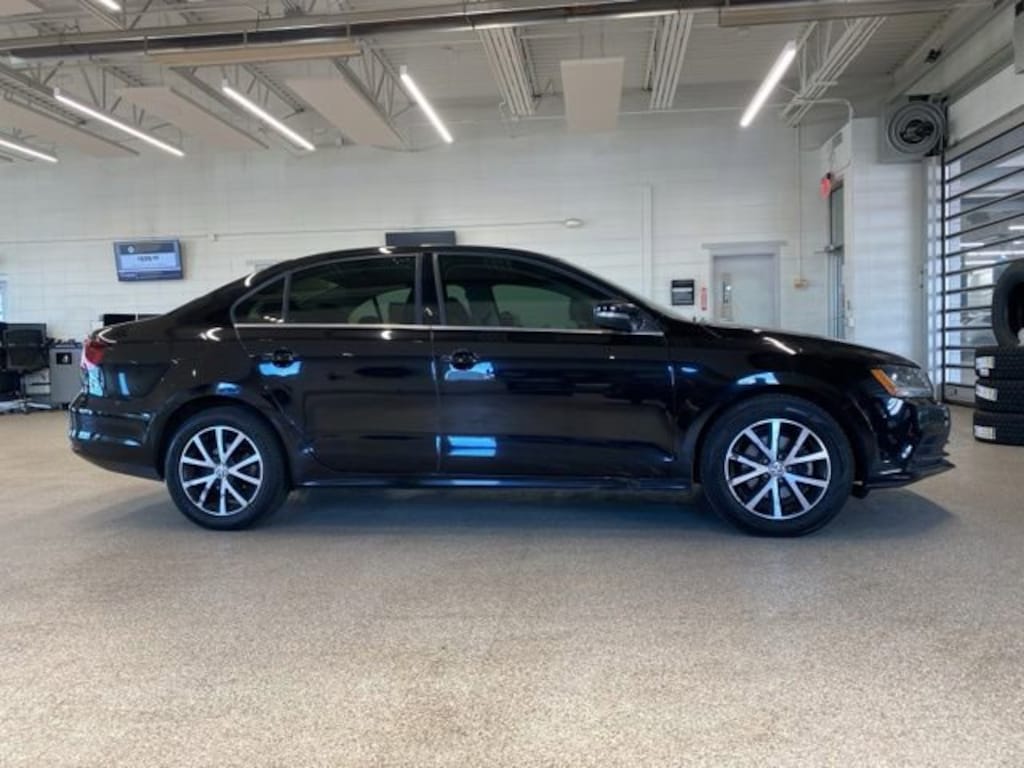 Used 2018 Volkswagen Jetta 1.4T SE Sedan
