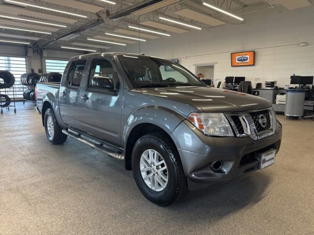 Used 2017 Nissan Frontier SV Truck Crew Cab