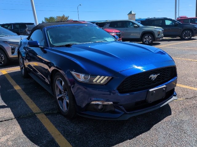 2015 Ford Mustang V6 Convertible photo 2