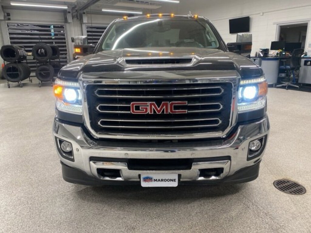 Used 2019 GMC Sierra 2500HD SLT Truck Crew Cab