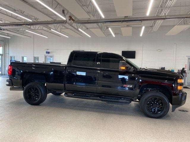 Used 2019 Chevrolet Silverado 2500HD LTZ with VIN 1GC1KTEY2KF274508 for sale in Colorado Springs, CO