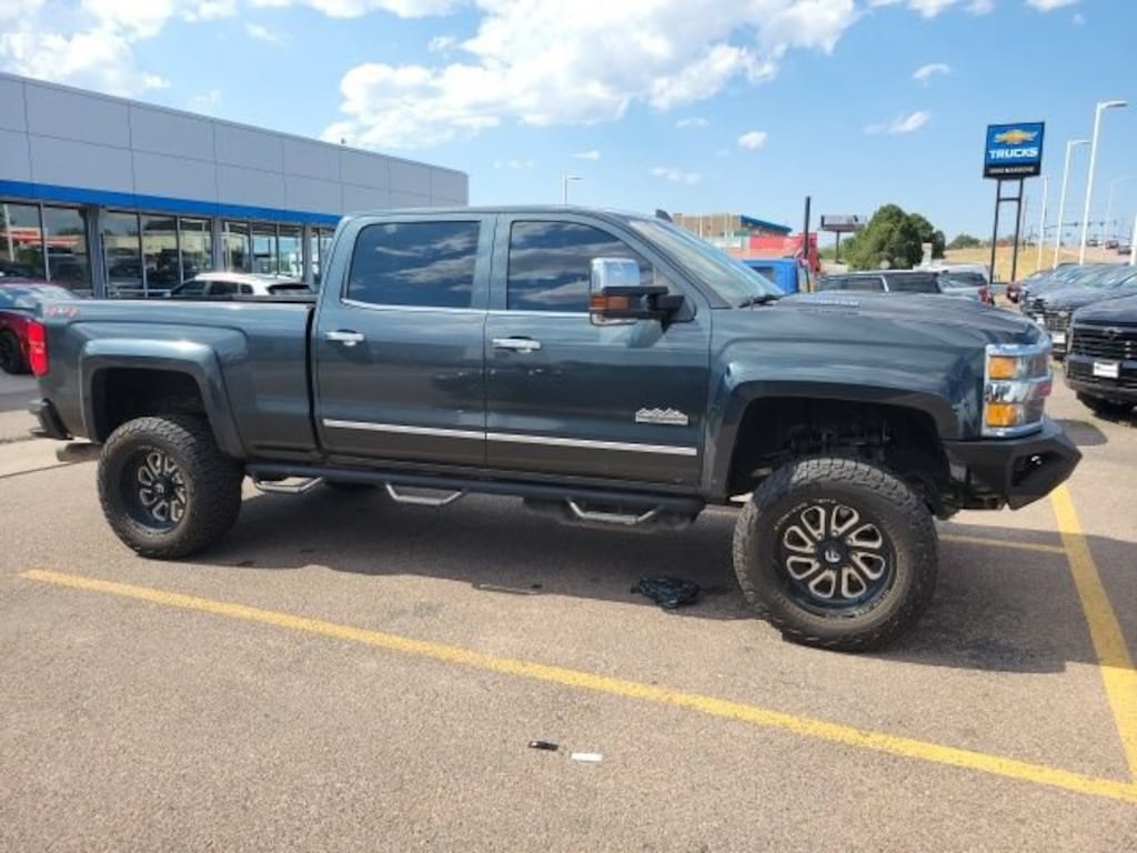 Used 2018 Chevrolet Silverado 2500HD High Country Truck Crew Cab