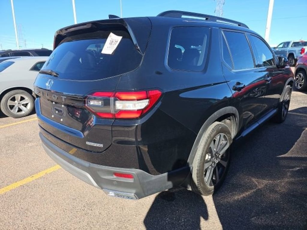 Used 2024 Honda Pilot Touring SUV
