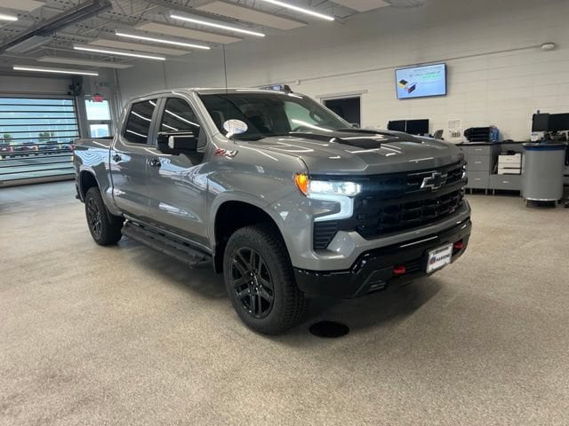 2026 Chevrolet Silverado 1500 LT Trail Boss - Photo 3