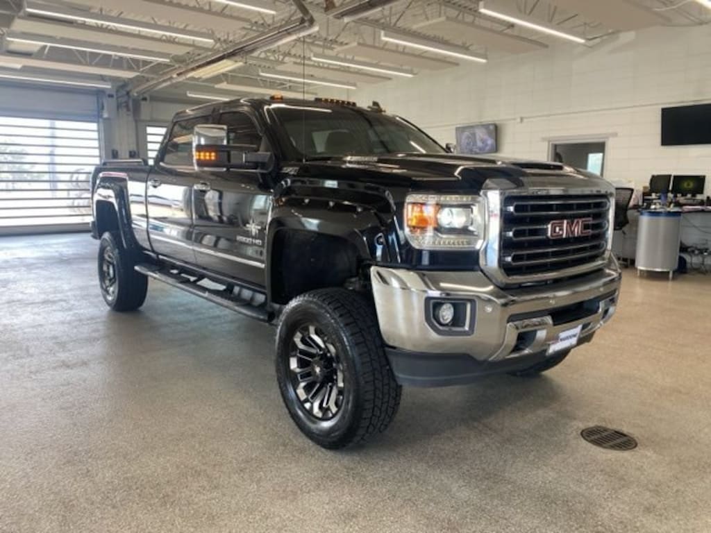 Used 2018 GMC Sierra 2500HD SLT Truck Crew Cab