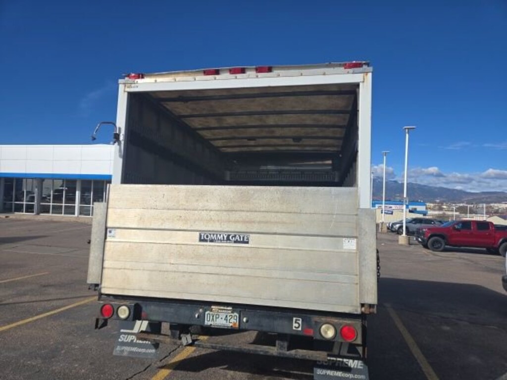 Used 2009 Chevrolet Express Cutaway Work Van Truck