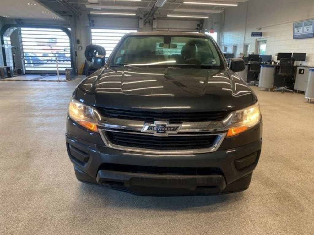 Used 2018 Chevrolet Colorado WT Truck Crew Cab
