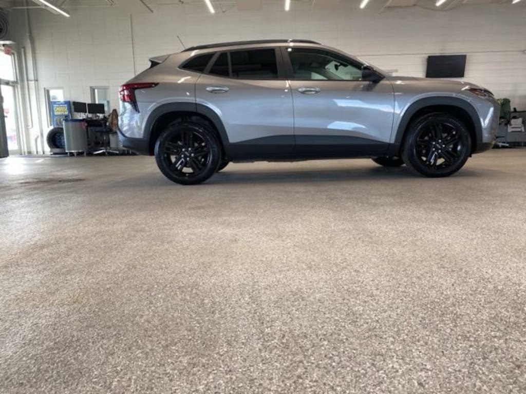 Certified 2025 Chevrolet Trax ACTIV SUV