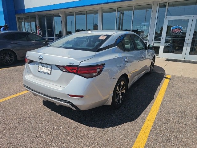 2022 Nissan Sentra SV photo 2