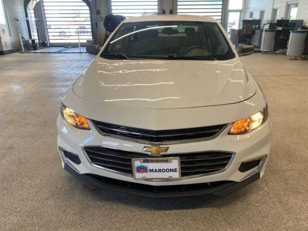 Used 2017 Chevrolet Malibu LS w/1FL Sedan