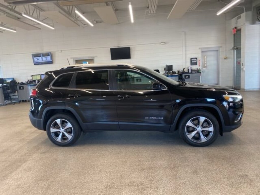 Used 2020 Jeep Cherokee Limited SUV