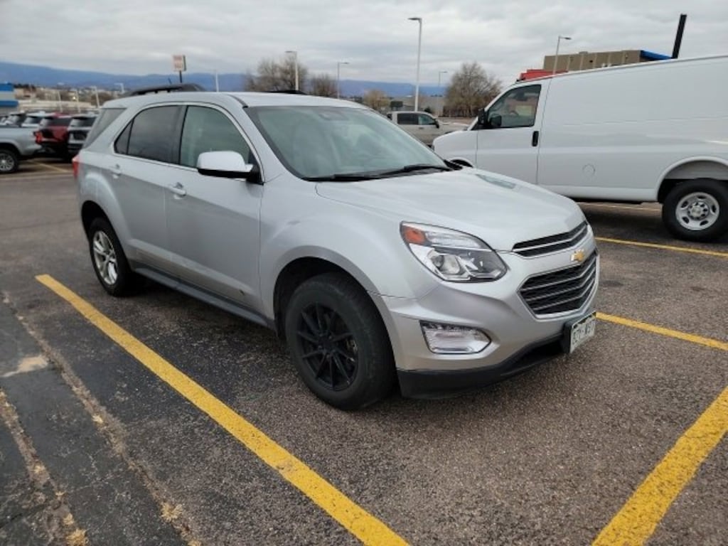 Used 2017 Chevrolet Equinox LT SUV