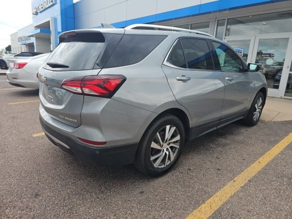 Used 2024 Chevrolet Equinox Premier SUV