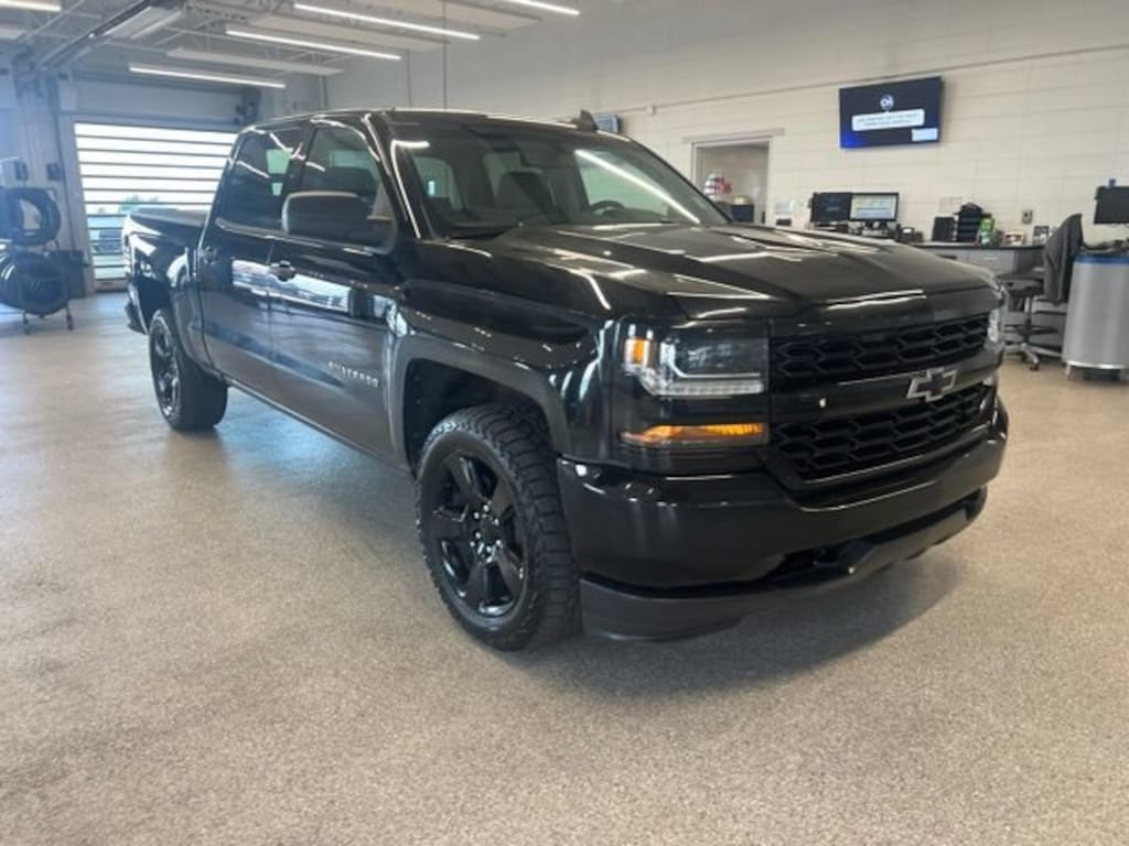 Used 2018 Chevrolet Silverado 1500 Silverado Custom Truck Crew Cab