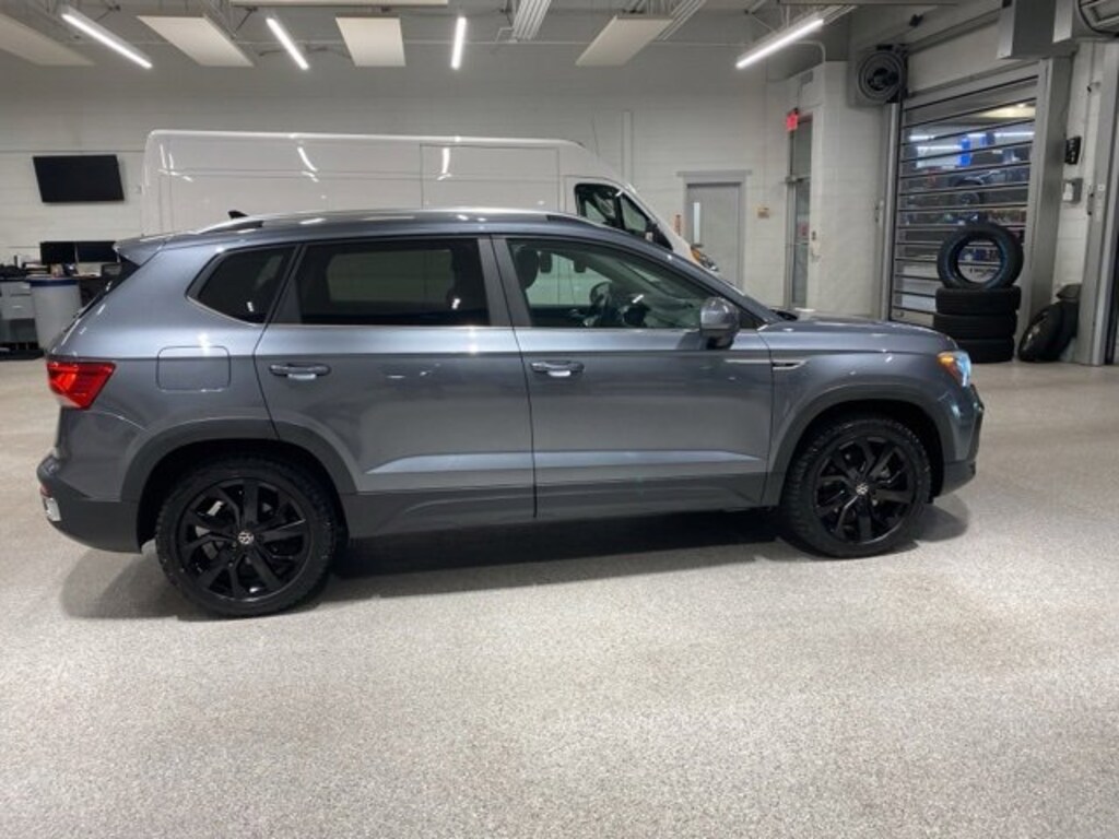 Used 2022 Volkswagen Taos 1.5T SE SUV