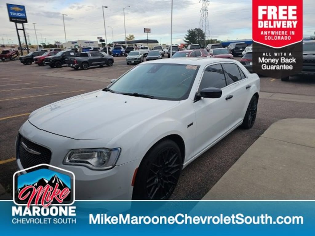 Used 2017 Chrysler 300C Base Sedan
