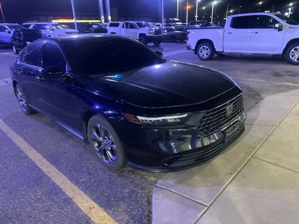 Used 2023 Honda Accord EX w/BSI Sedan