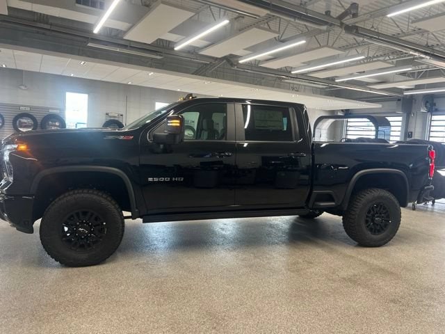 2026 Chevrolet Silverado 2500 HD ZR2 - Photo 9