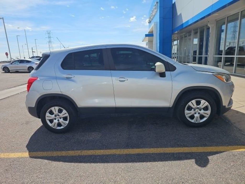 Used 2017 Chevrolet Trax LS SUV