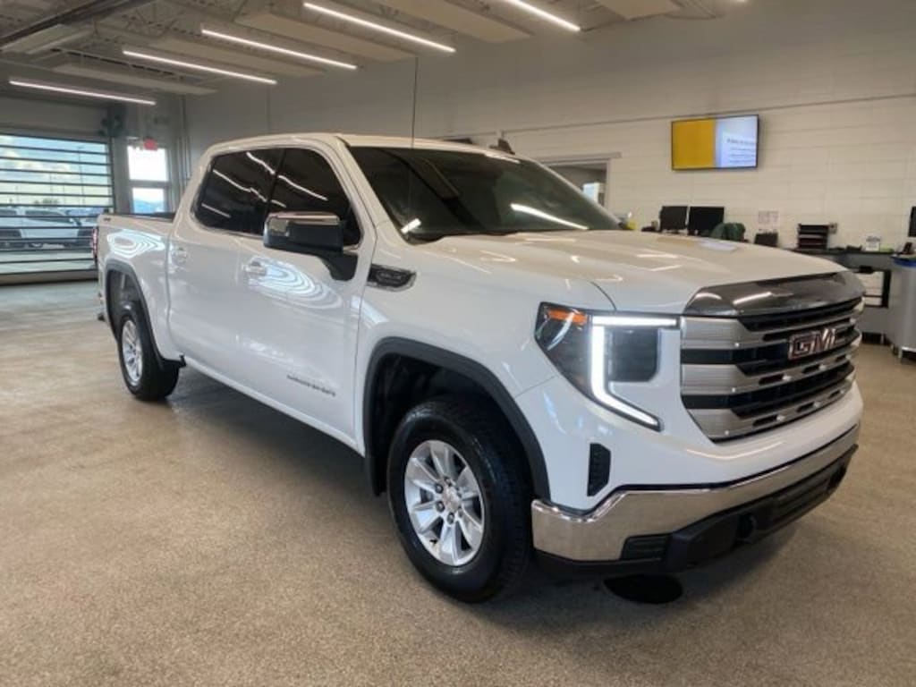 Used 2024 GMC Sierra 1500 SLE Truck Crew Cab