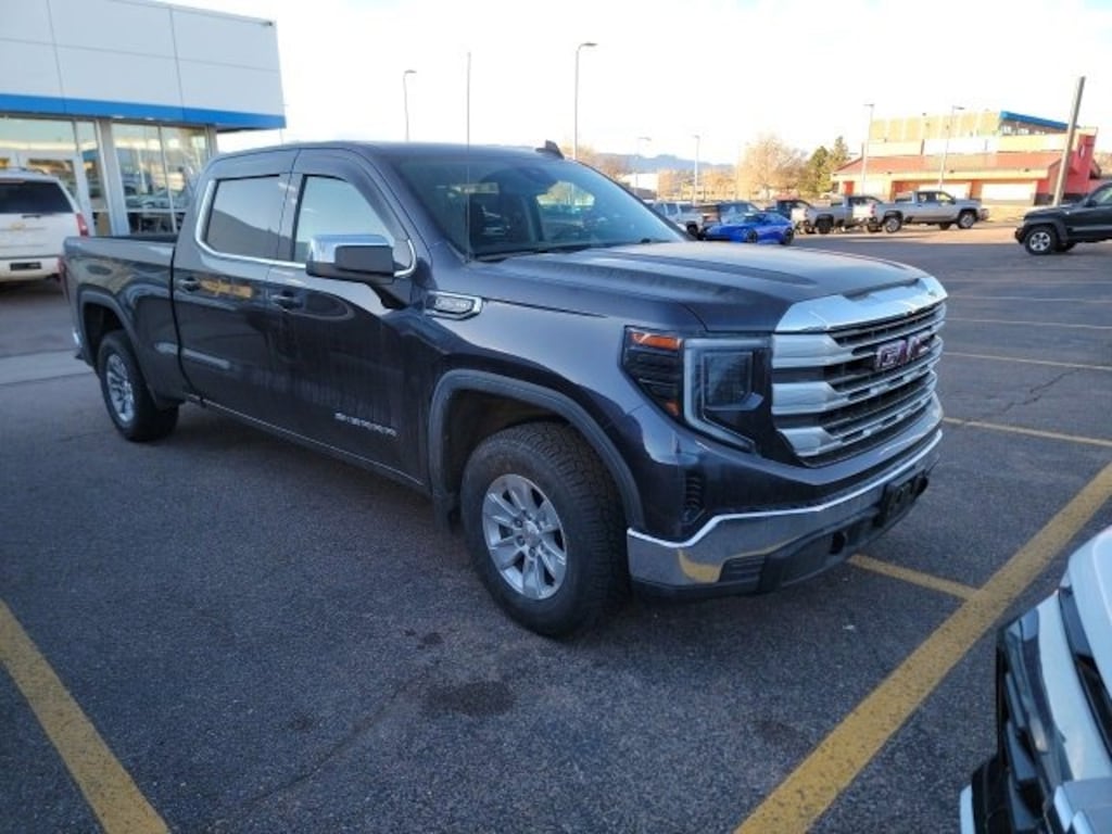 Used 2022 GMC Sierra 1500 SLE Truck Crew Cab