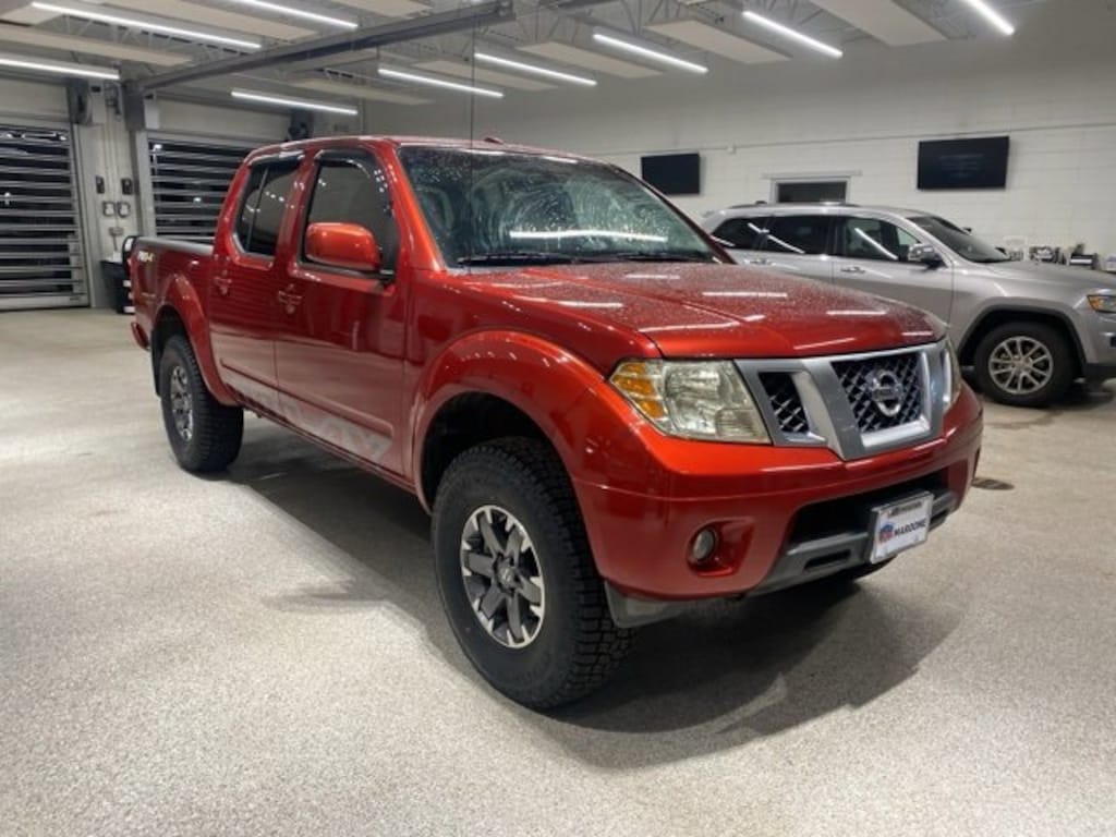 Used 2015 Nissan Frontier PRO-4X Truck Crew Cab
