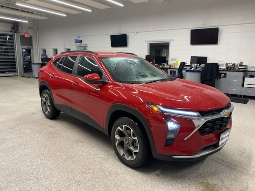 New 2026 Chevrolet Trax LT SUV