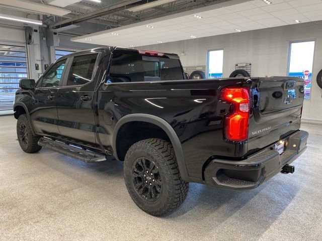2026 Chevrolet Silverado 1500 ZR2 - Photo 8