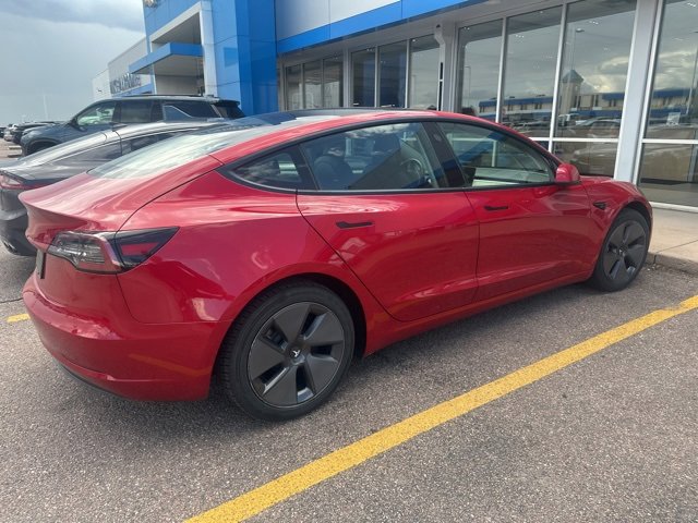 2021 Tesla Model 3 Standard Range Plus photo 4