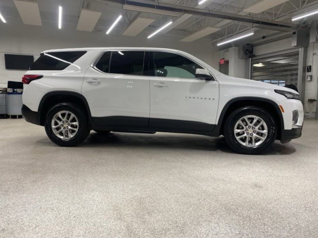 Certified 2022 Chevrolet Traverse LS w/1FL SUV