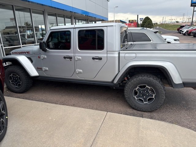 2022 Jeep Gladiator Mojave photo 2