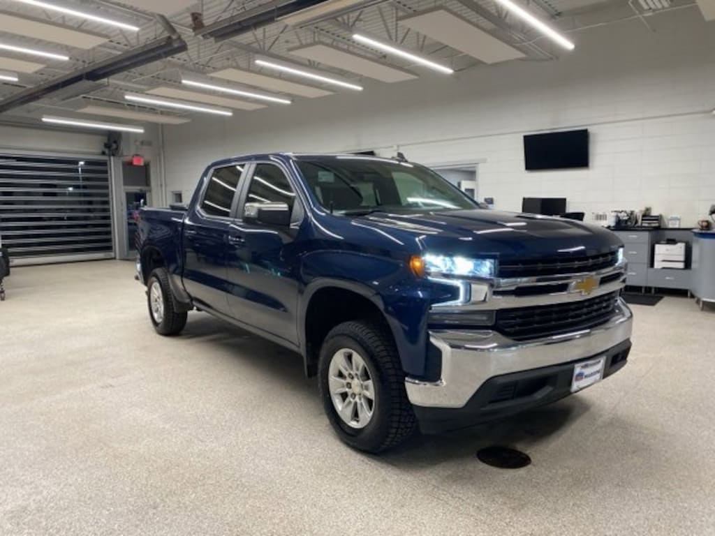 Used 2020 Chevrolet Silverado 1500 LT Truck Crew Cab
