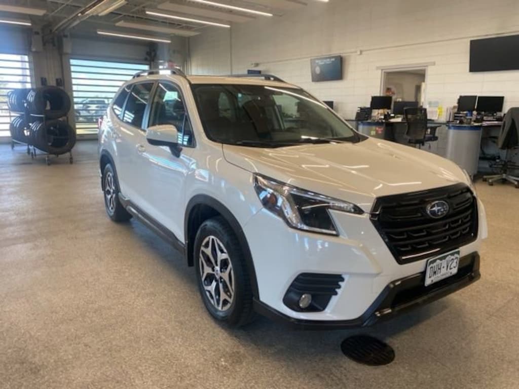 Used 2023 Subaru Forester Premium SUV