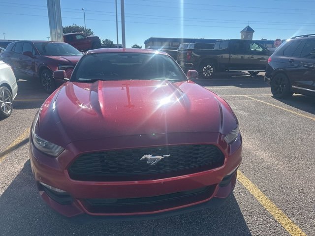 2017 Ford Mustang V6 photo 2