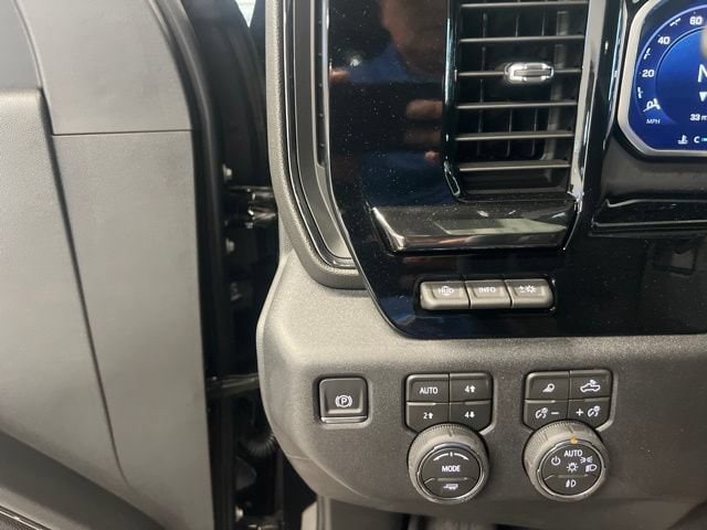 2026 Chevrolet Silverado 2500 HD ZR2 - Photo 11
