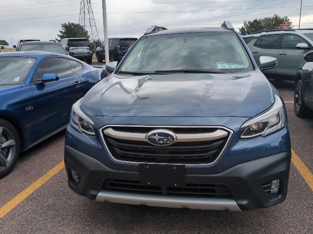 2022 Subaru Outback Touring XT photo 3