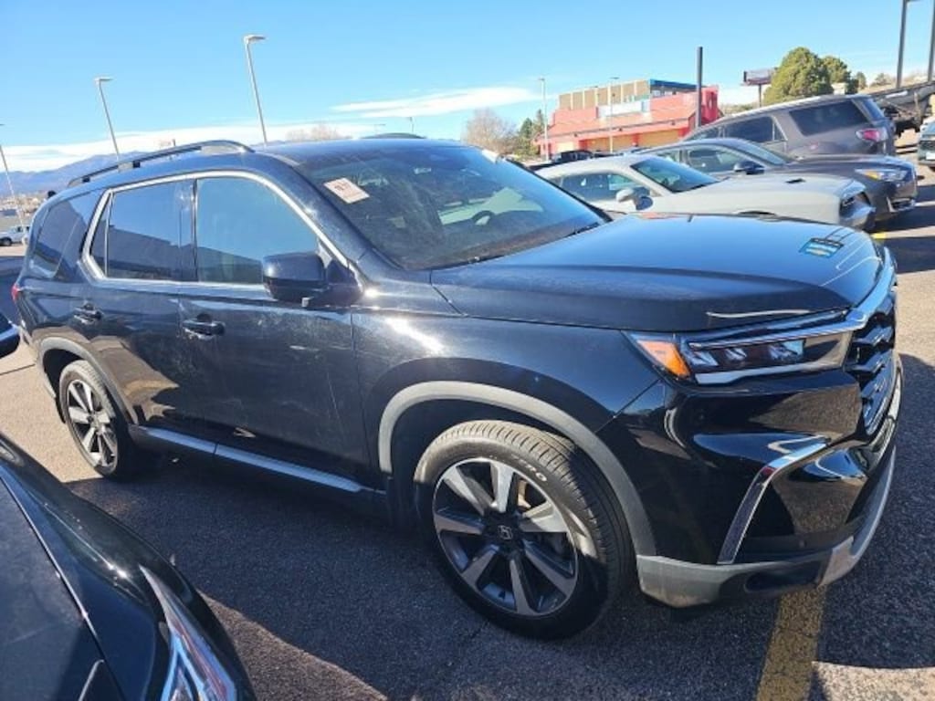 Used 2024 Honda Pilot Touring SUV