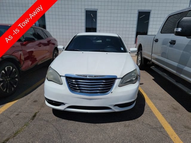 Used 2013 Chrysler 200 Touring with VIN 1C3CCBBBXDN650319 for sale in Colorado Springs, CO