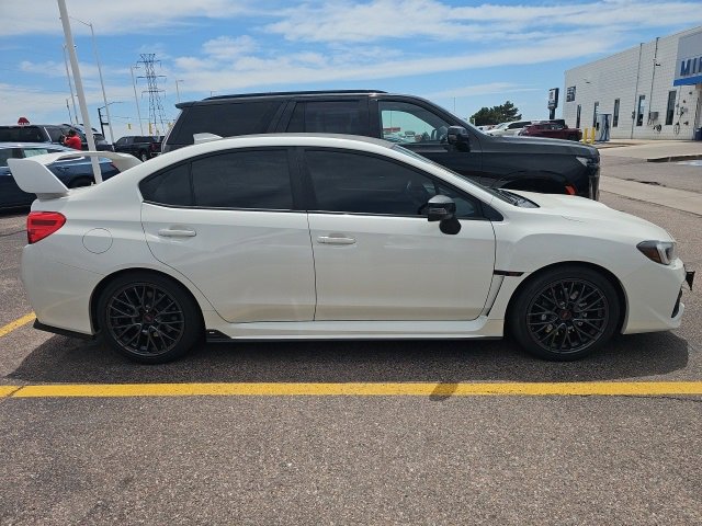 2017 Subaru WRX STI photo 4