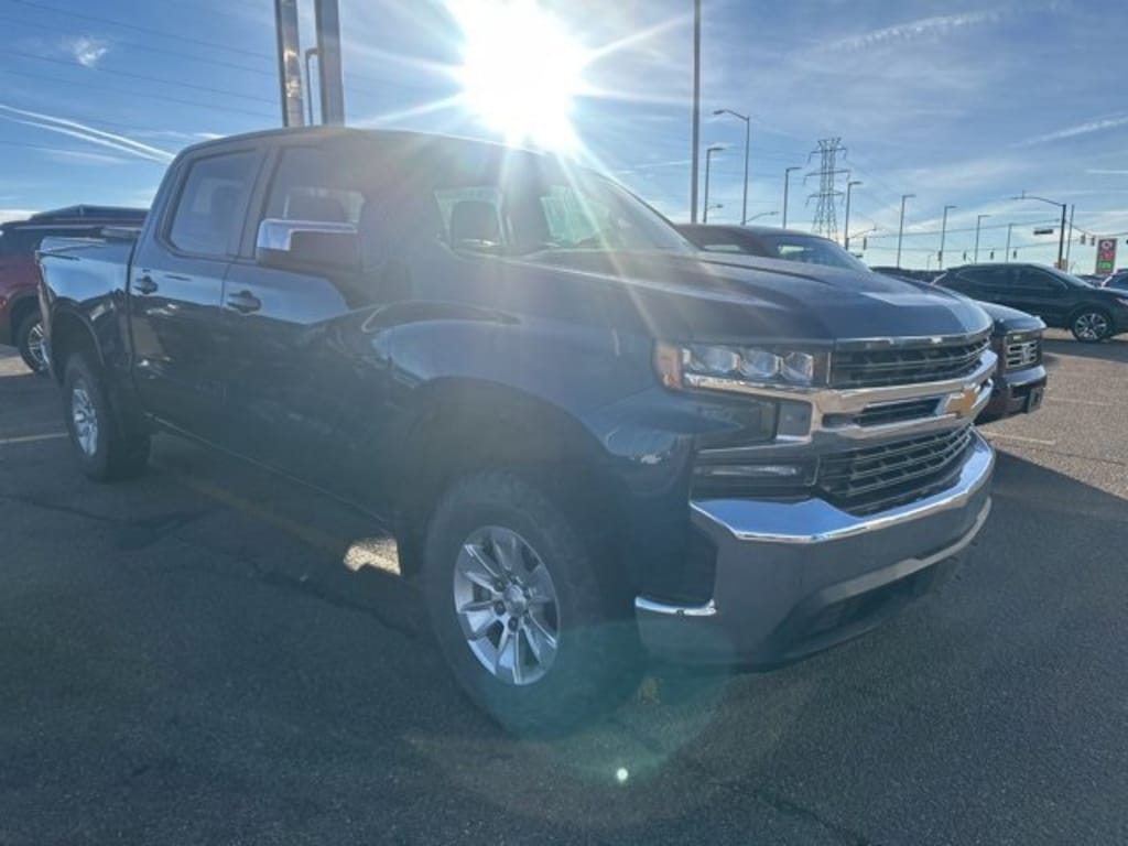 Used 2020 Chevrolet Silverado 1500 LT Truck Crew Cab