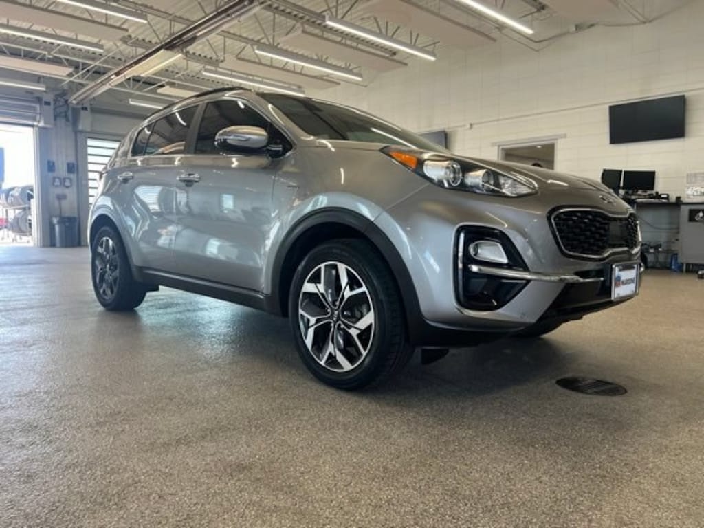 Used 2022 Kia Sportage EX SUV