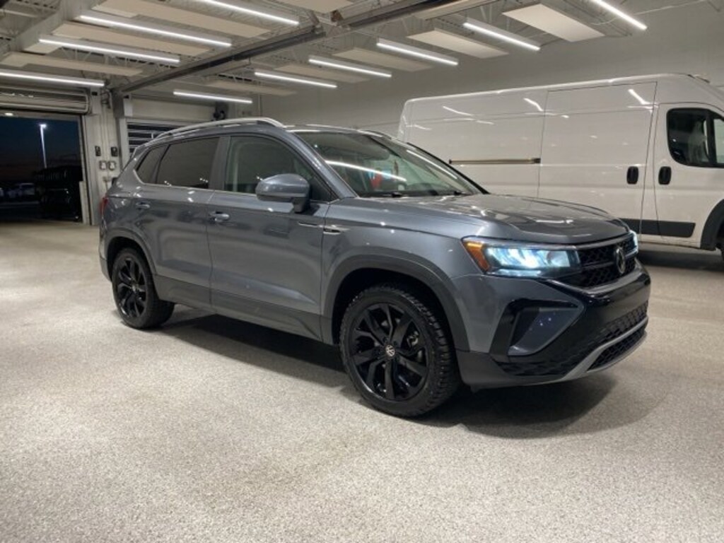 Used 2022 Volkswagen Taos 1.5T SE SUV