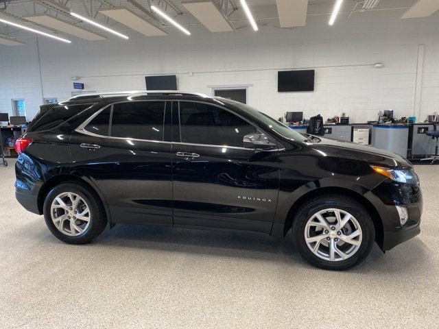 Used 2020 Chevrolet Equinox Premier with VIN 2GNAXXEV0L6244537 for sale in Longmont, CO