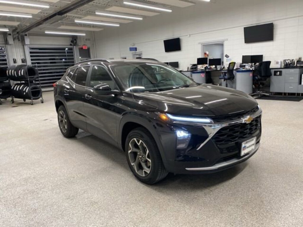 New 2026 Chevrolet Trax LT SUV