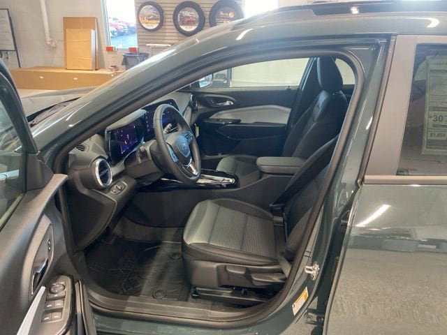 2026 Chevrolet Trax LT - Photo 20