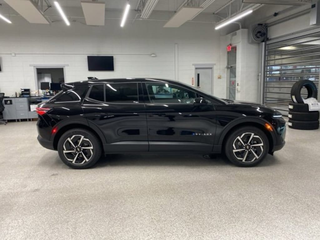 New 2026 Chevrolet Equinox EV LT SUV