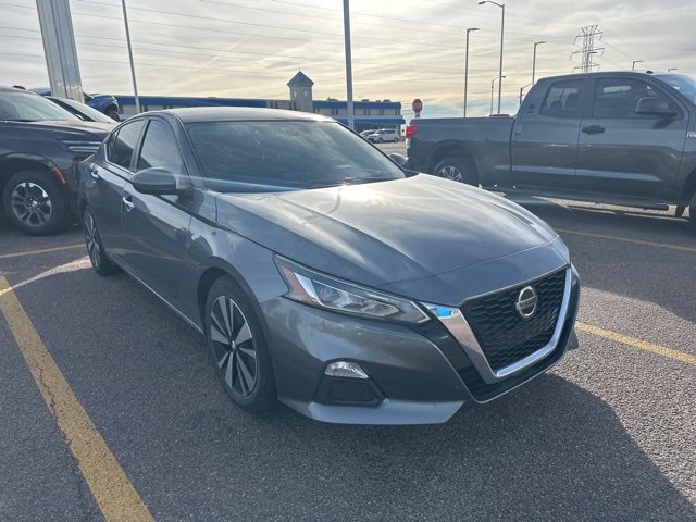 2022 Nissan Altima 2.5 SV photo 3