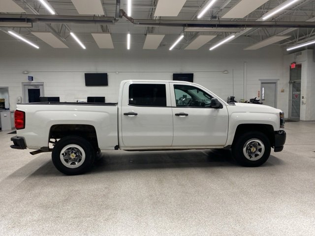 2018 Chevrolet Silverado 1500 photo 3